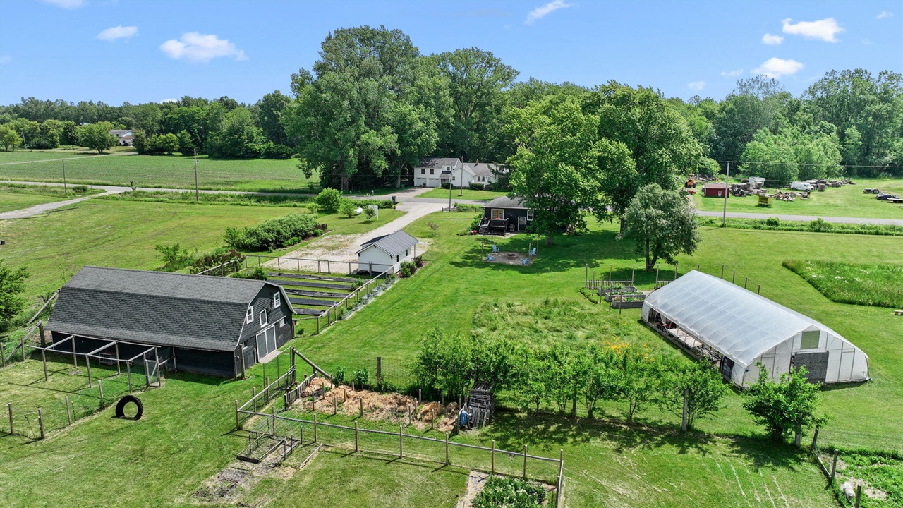 main property photo 57