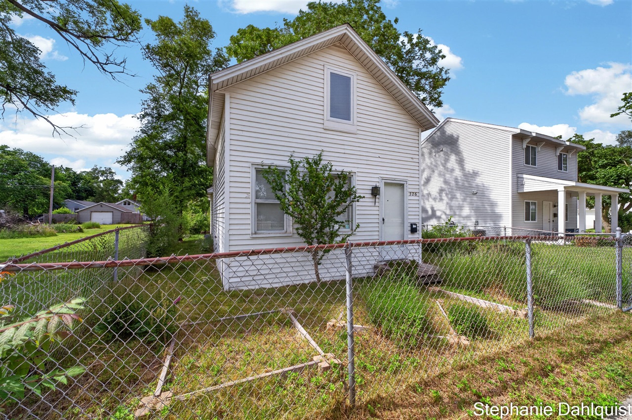 main property photo 2