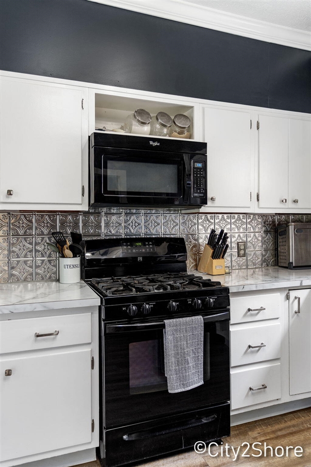 property viewer photo 25