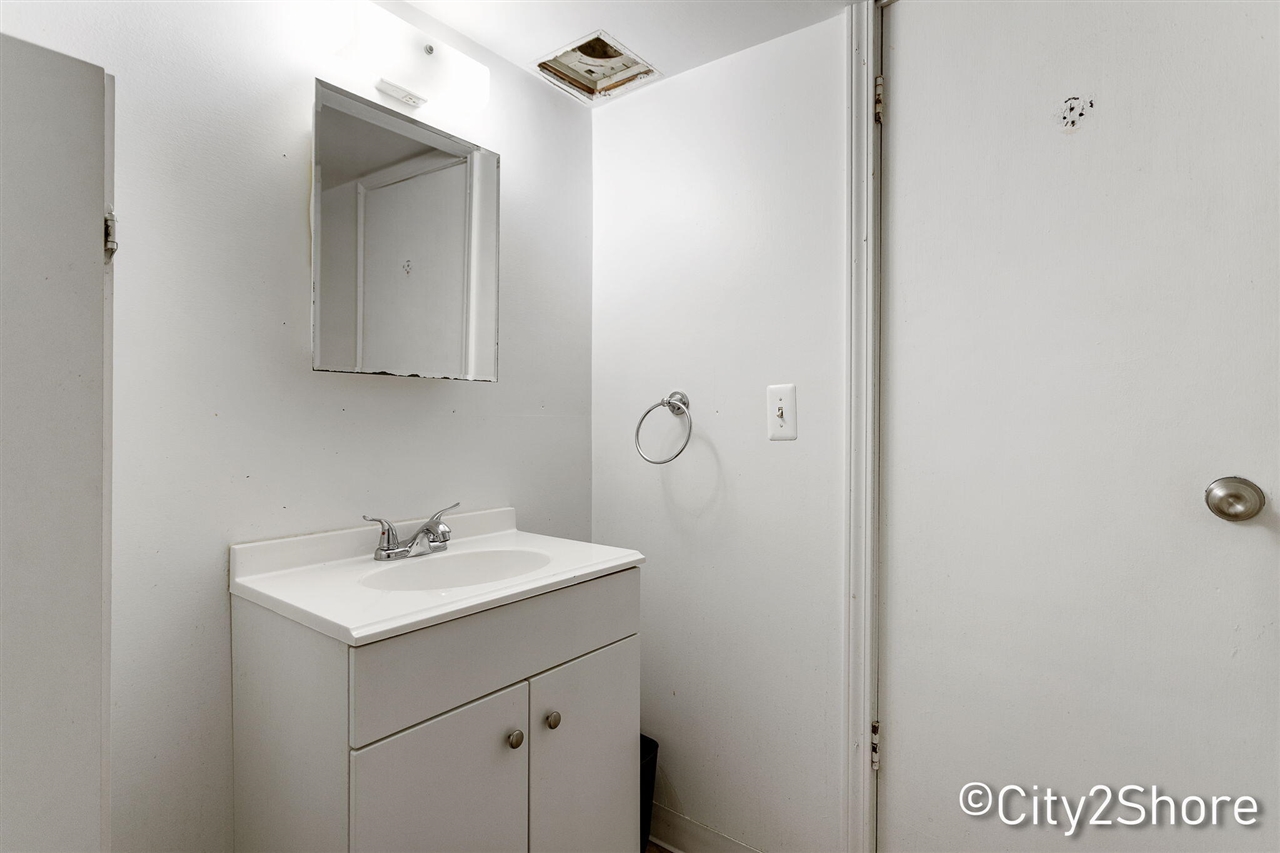 property viewer photo 50