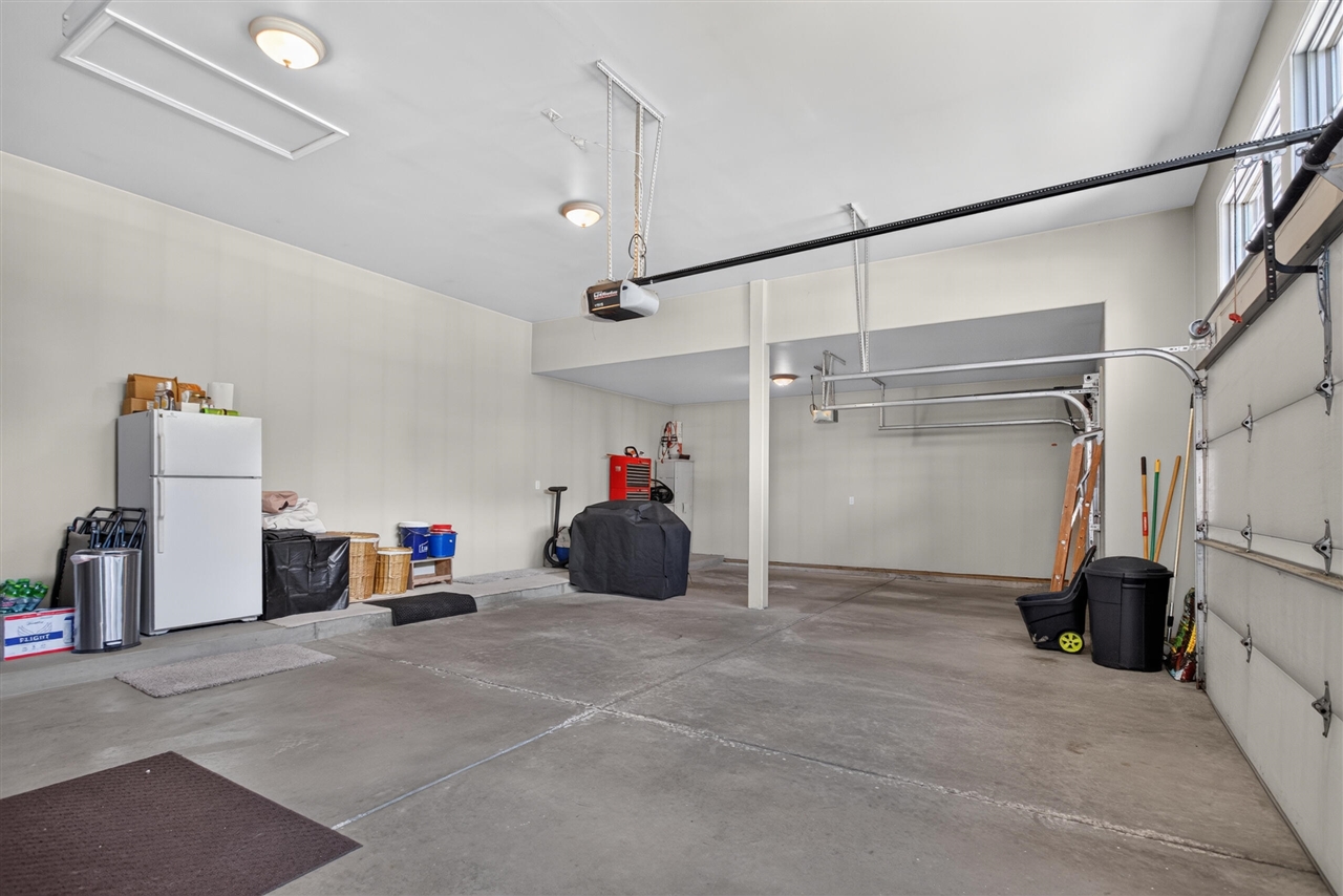 main property photo 64