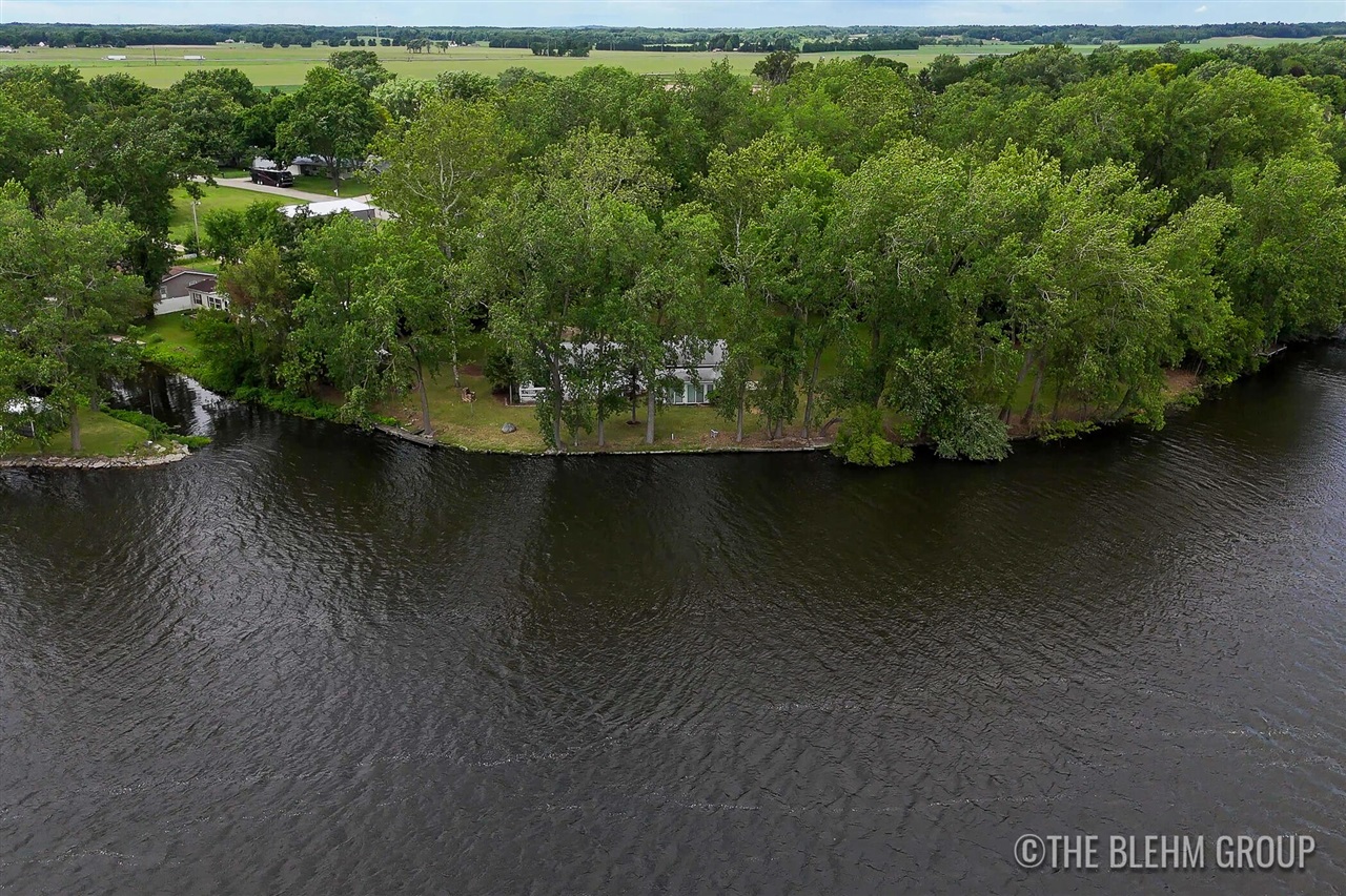 main property photo 38