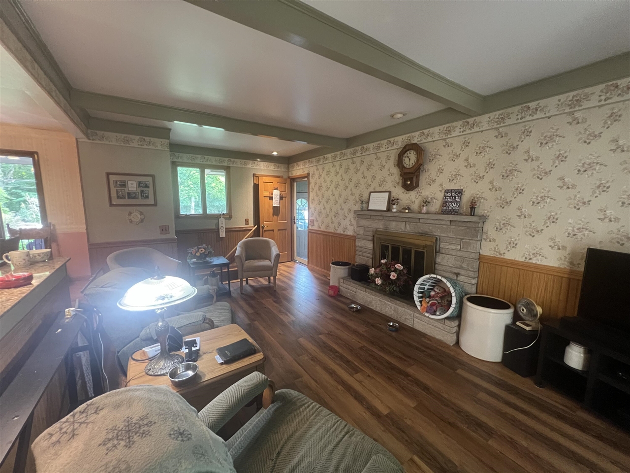 main property photo 17