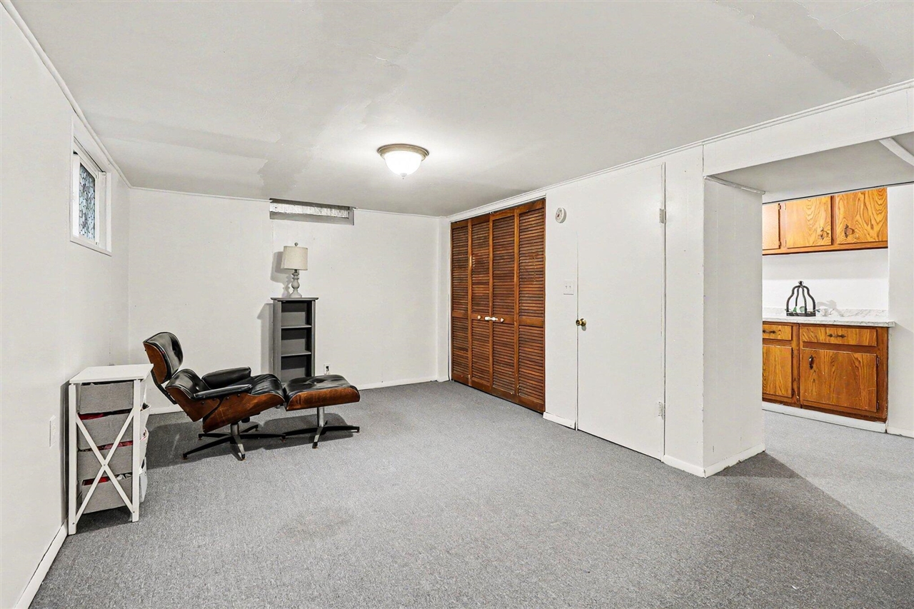 property viewer photo 24
