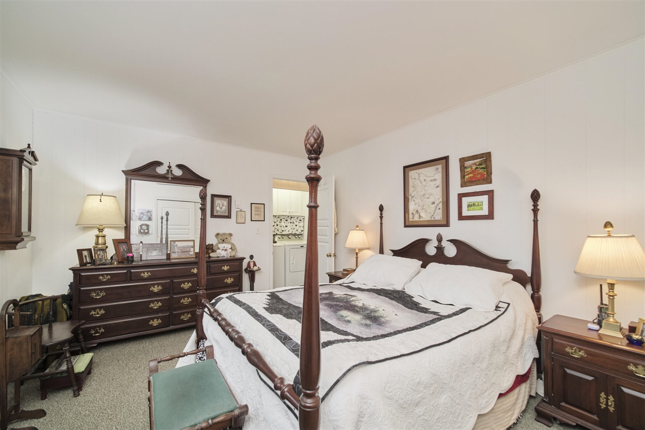property viewer photo 35