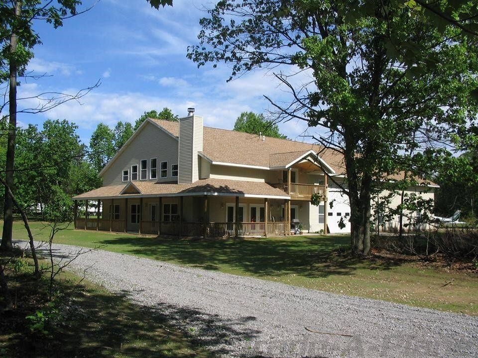 main property photo 22