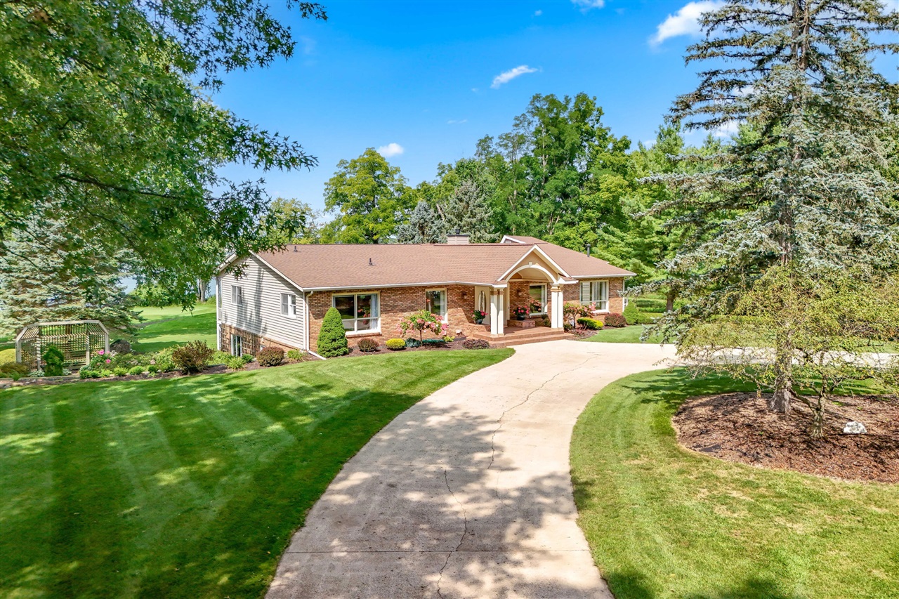 main property photo 33