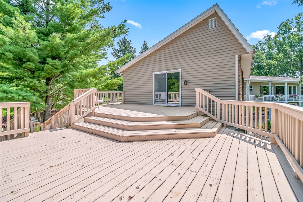 main property photo 46