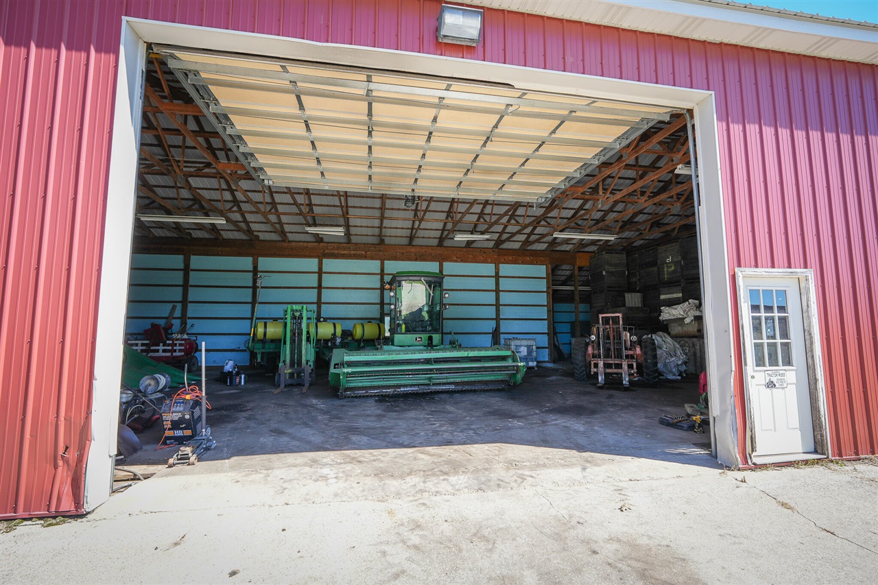 main property photo 54