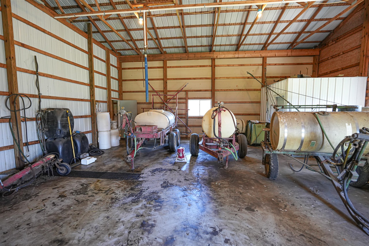 main property photo 75