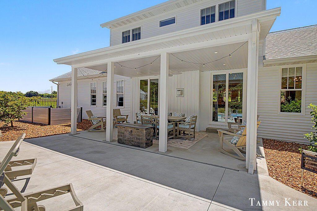 main property photo 68