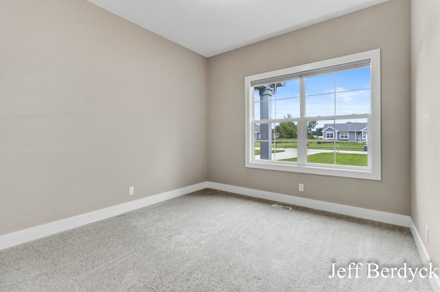 property viewer photo 21
