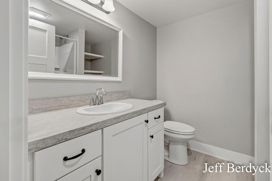 property viewer photo 41