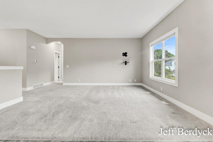 property viewer photo 8