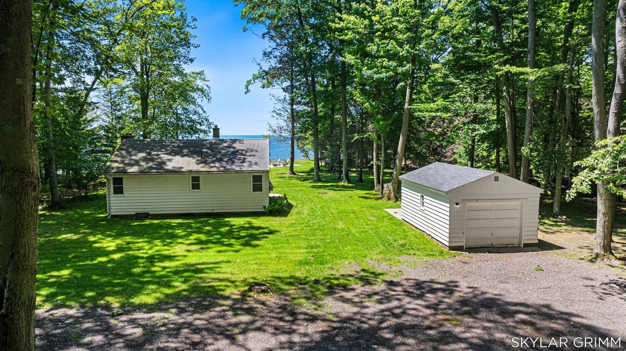 main property photo 59