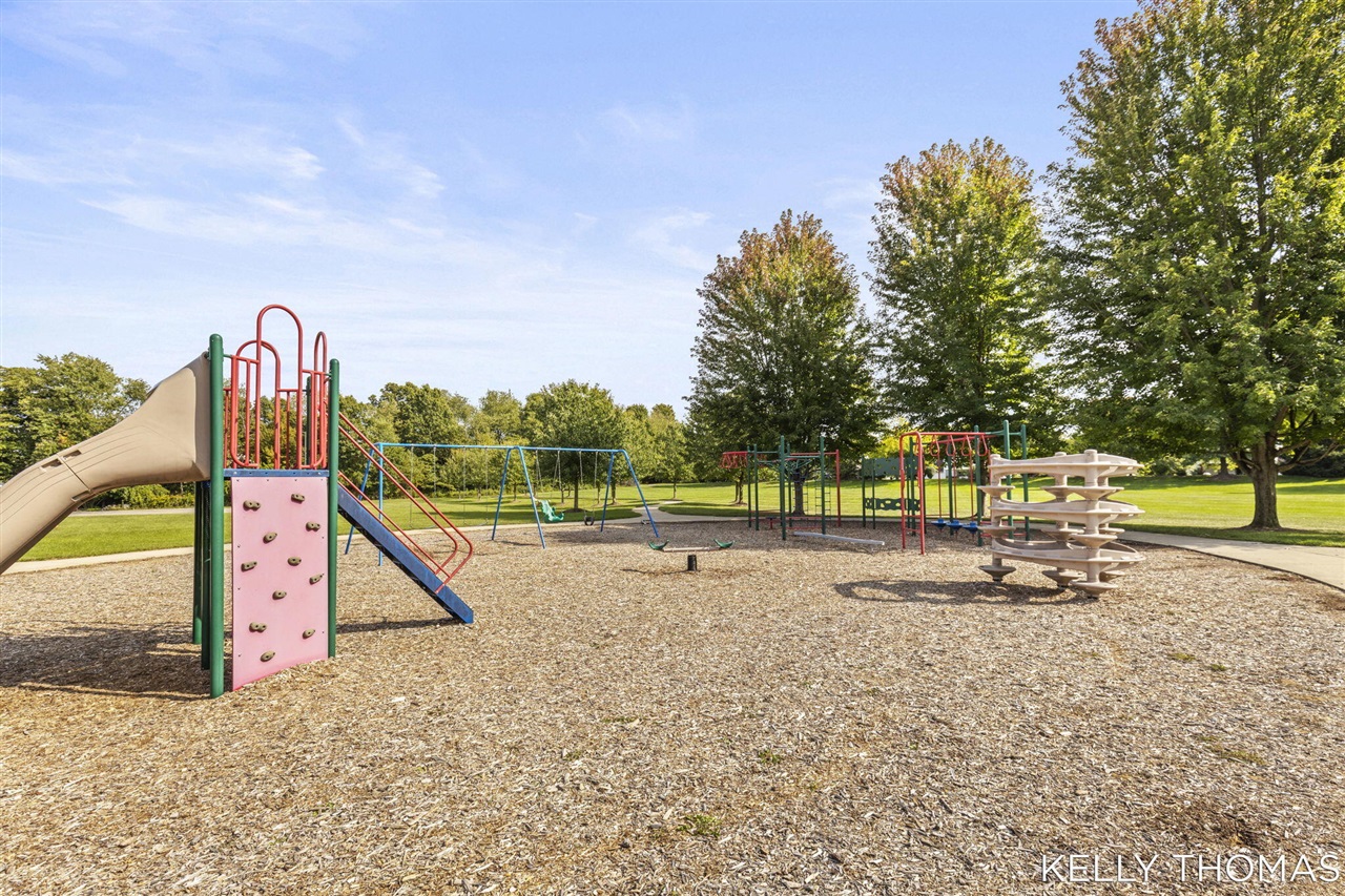 main property photo 73