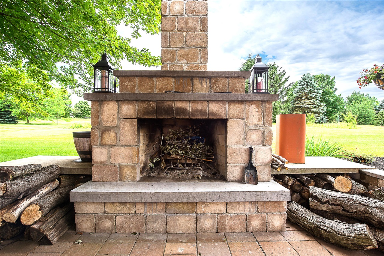 main property photo 79