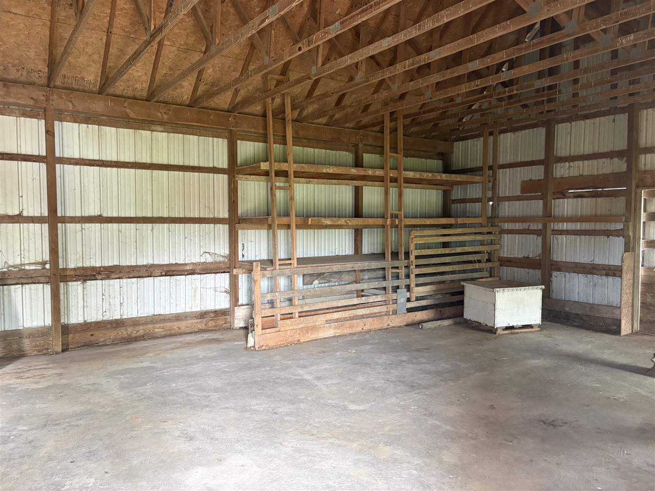 main property photo 75