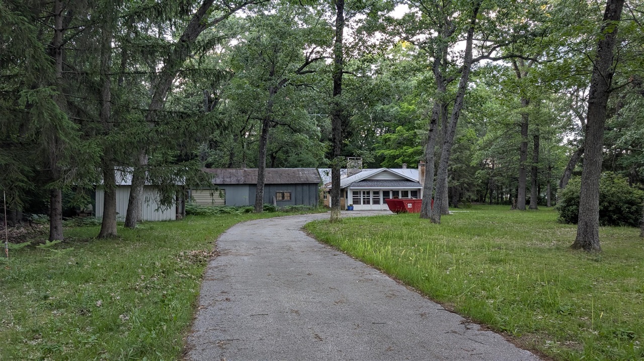 main property photo 7