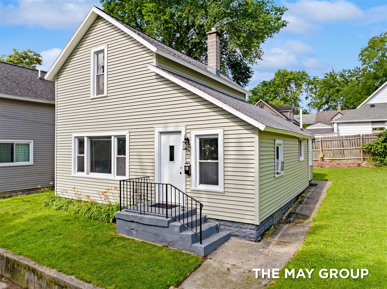 main property photo 4