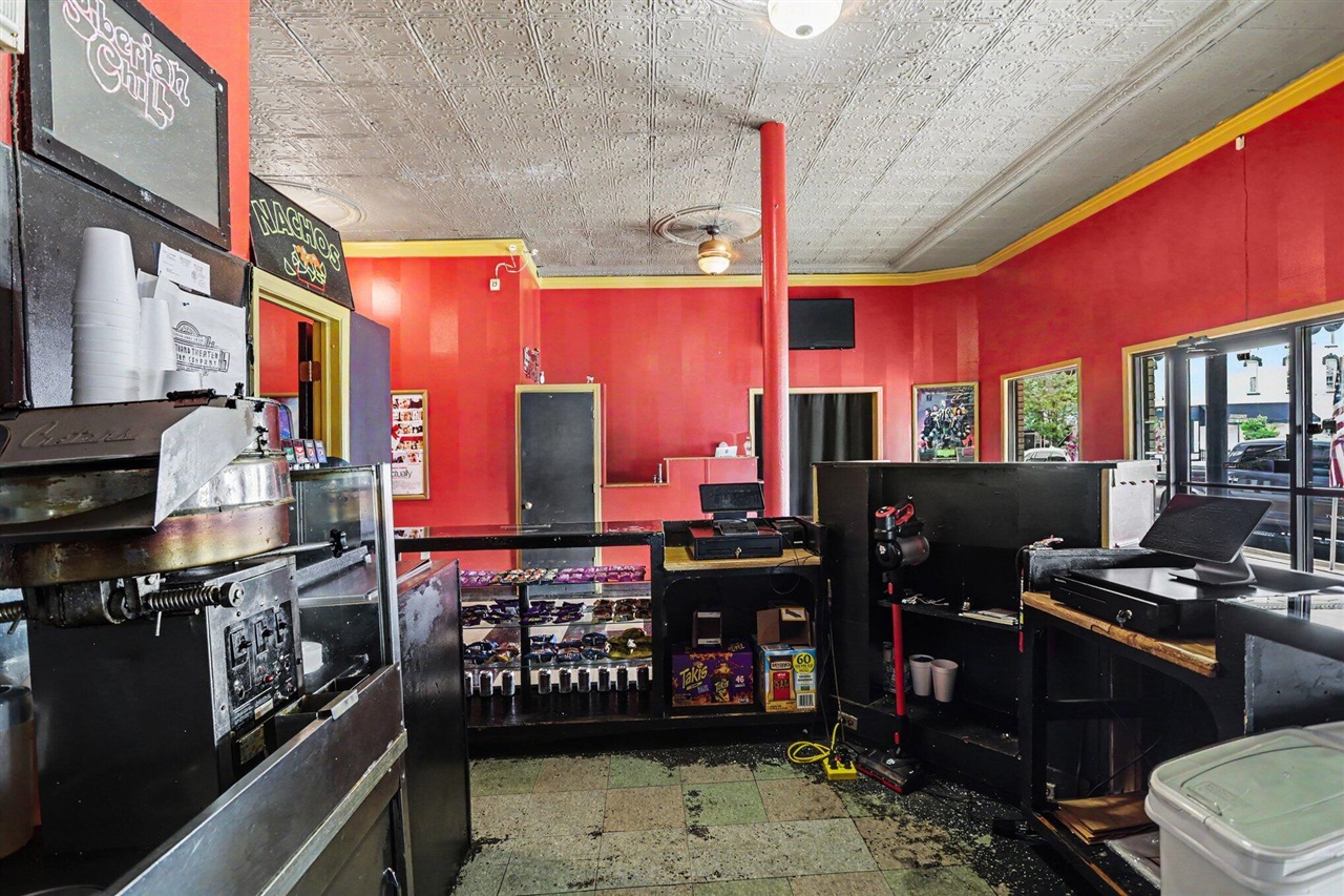 main property photo 15