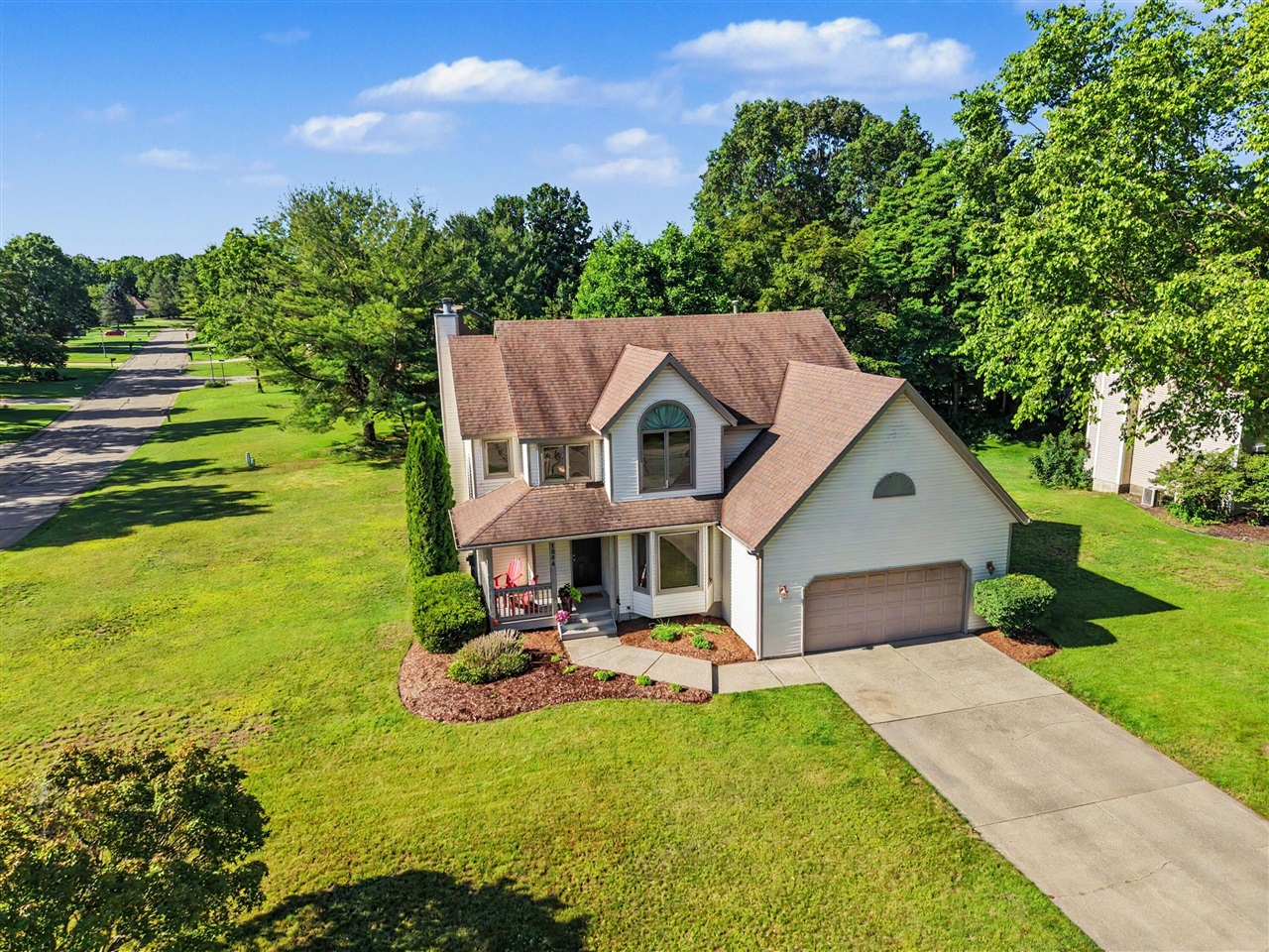 main property photo 36