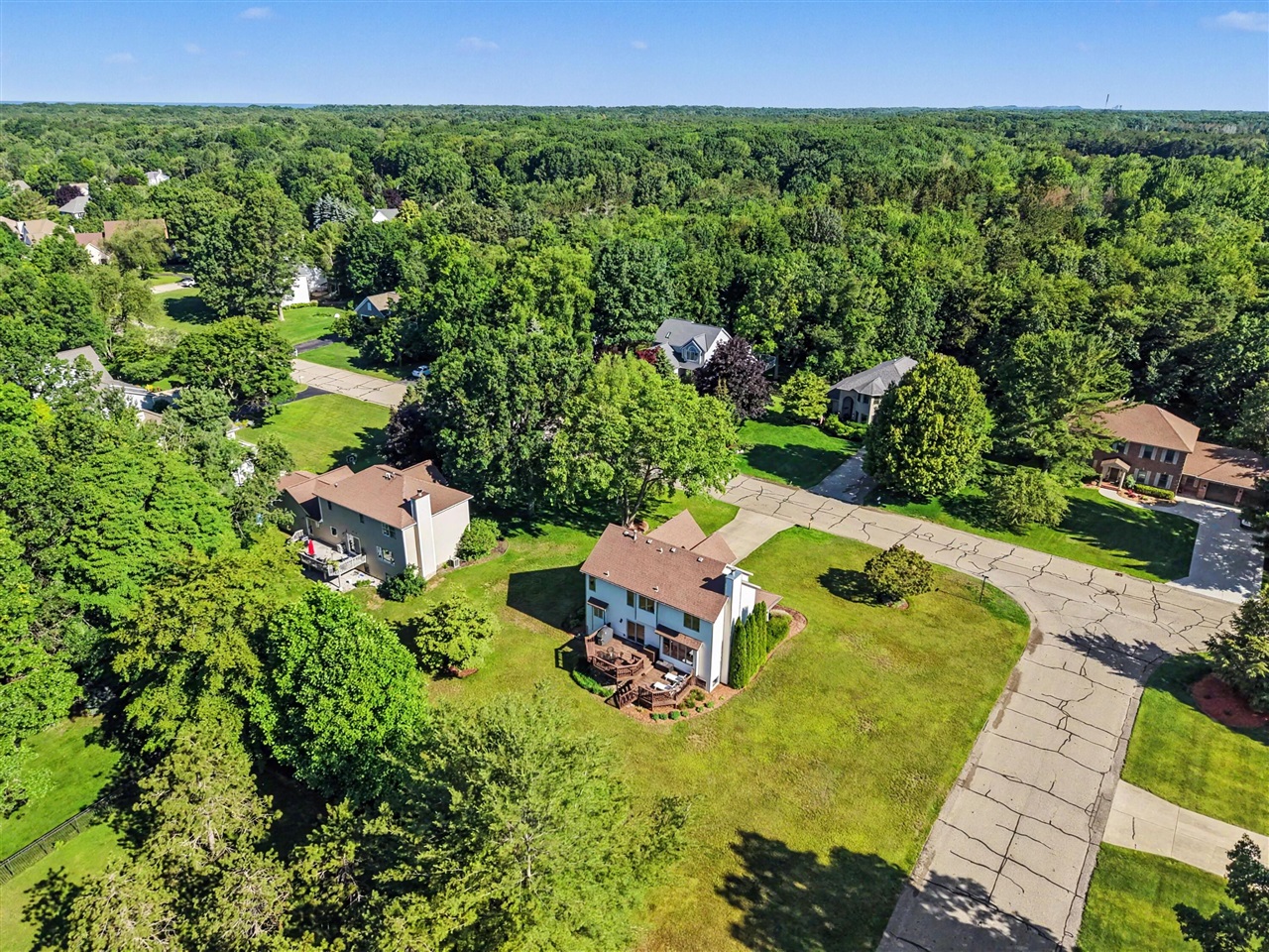 main property photo 6