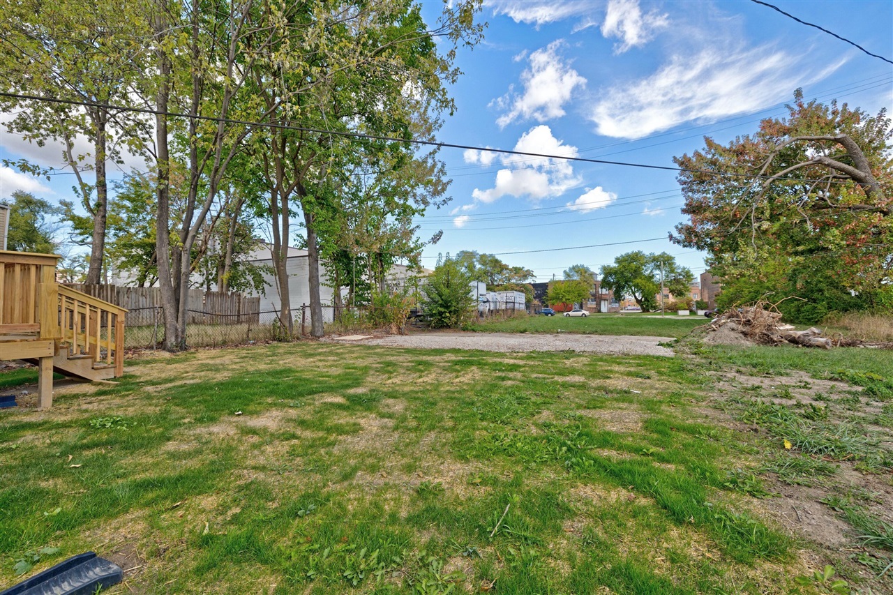 main property photo 44