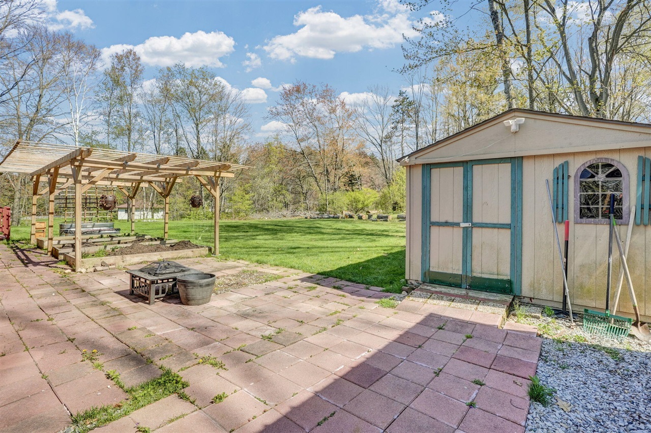 main property photo 54
