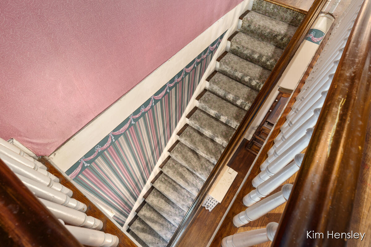 main property photo 14