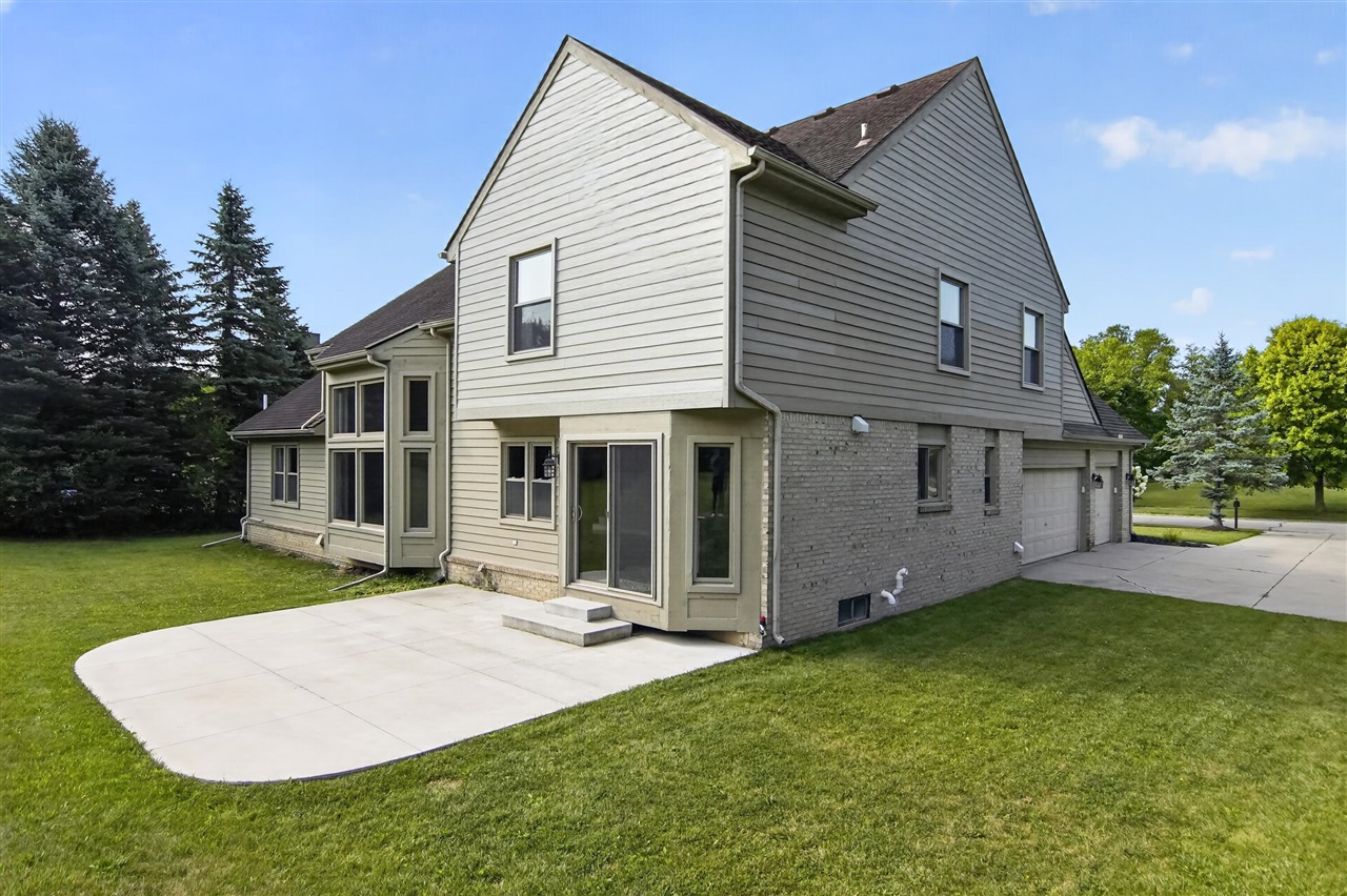 main property photo 60