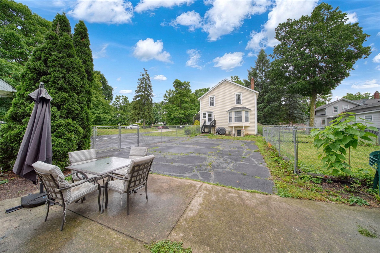 main property photo 55