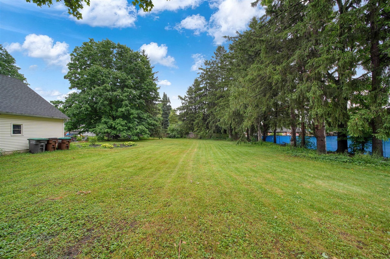 main property photo 56