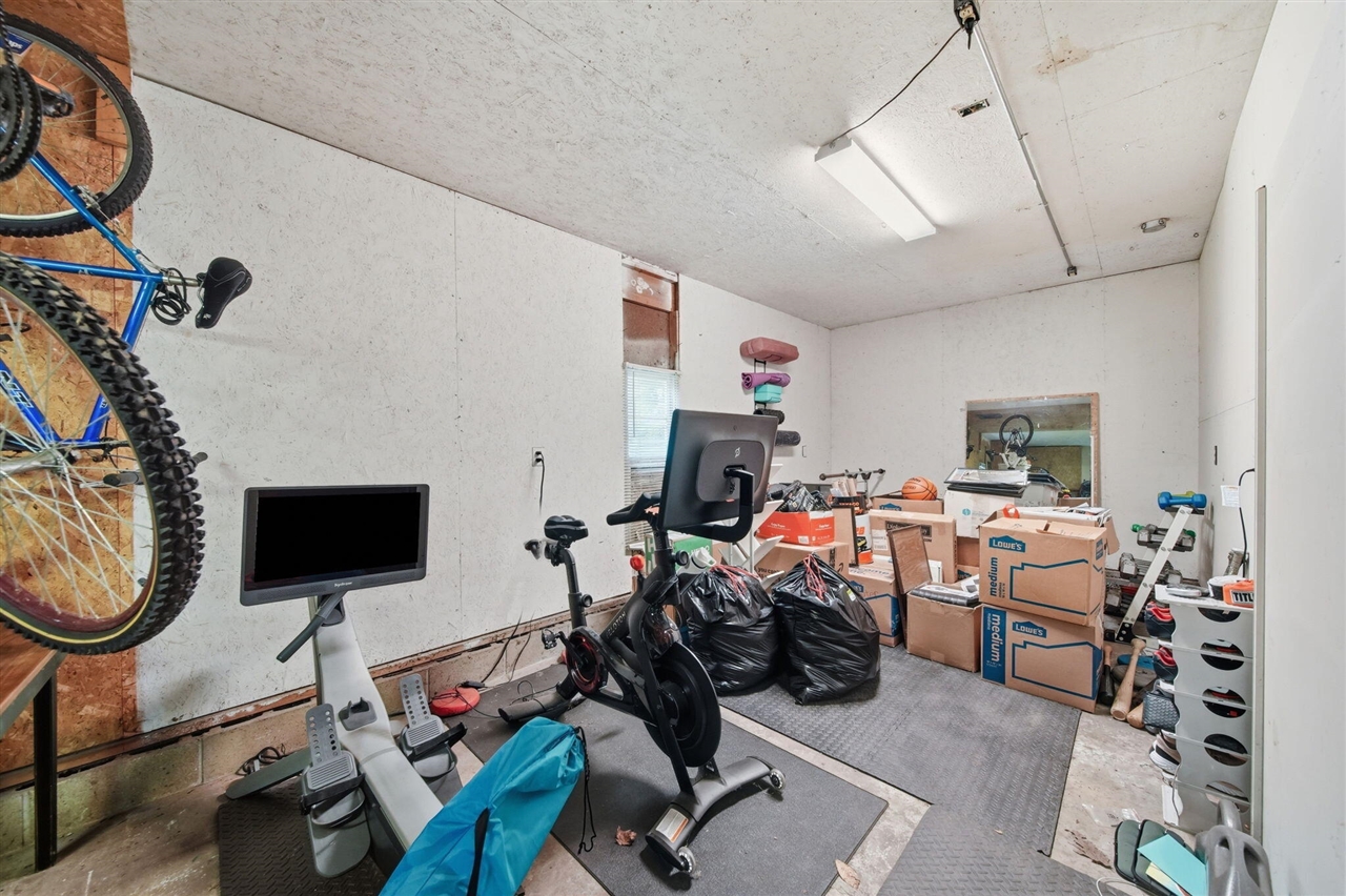 main property photo 61