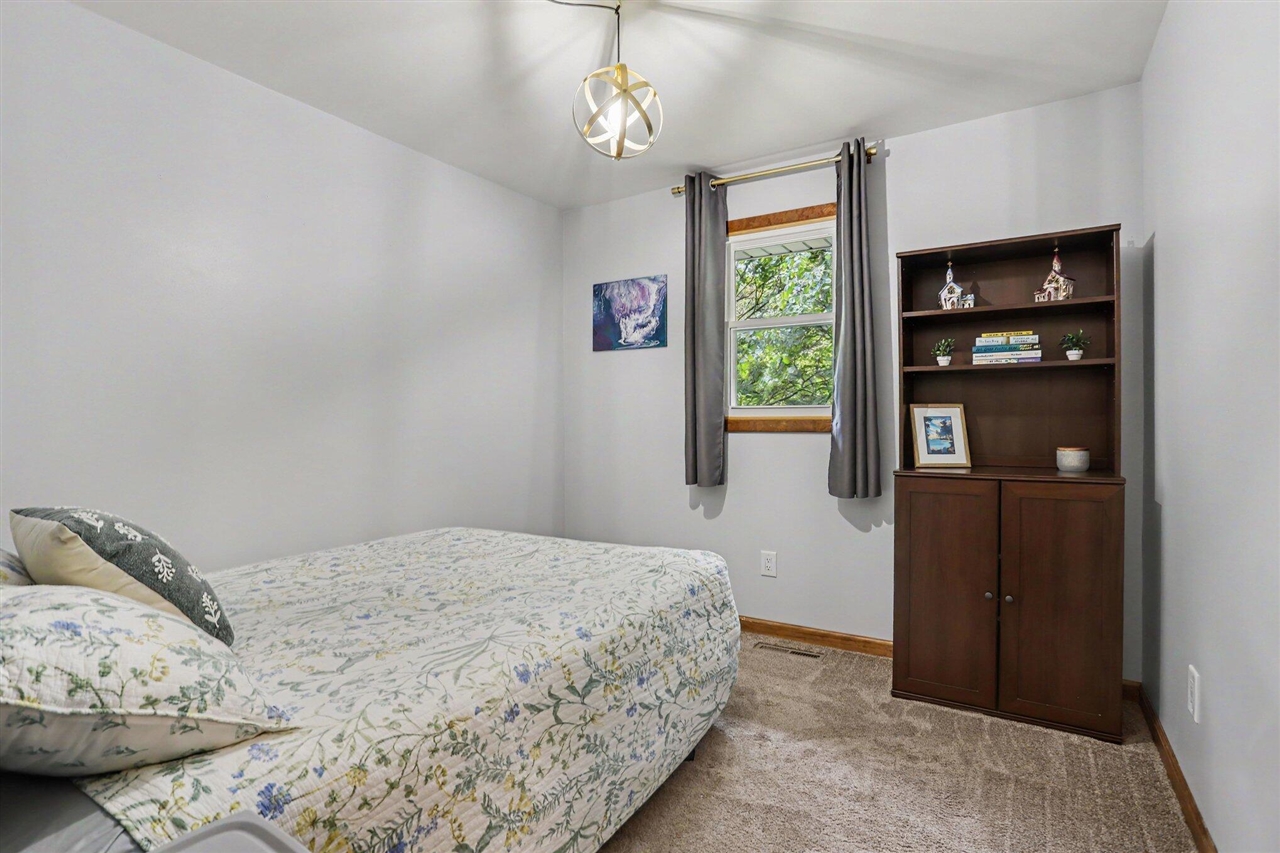 property viewer photo 11