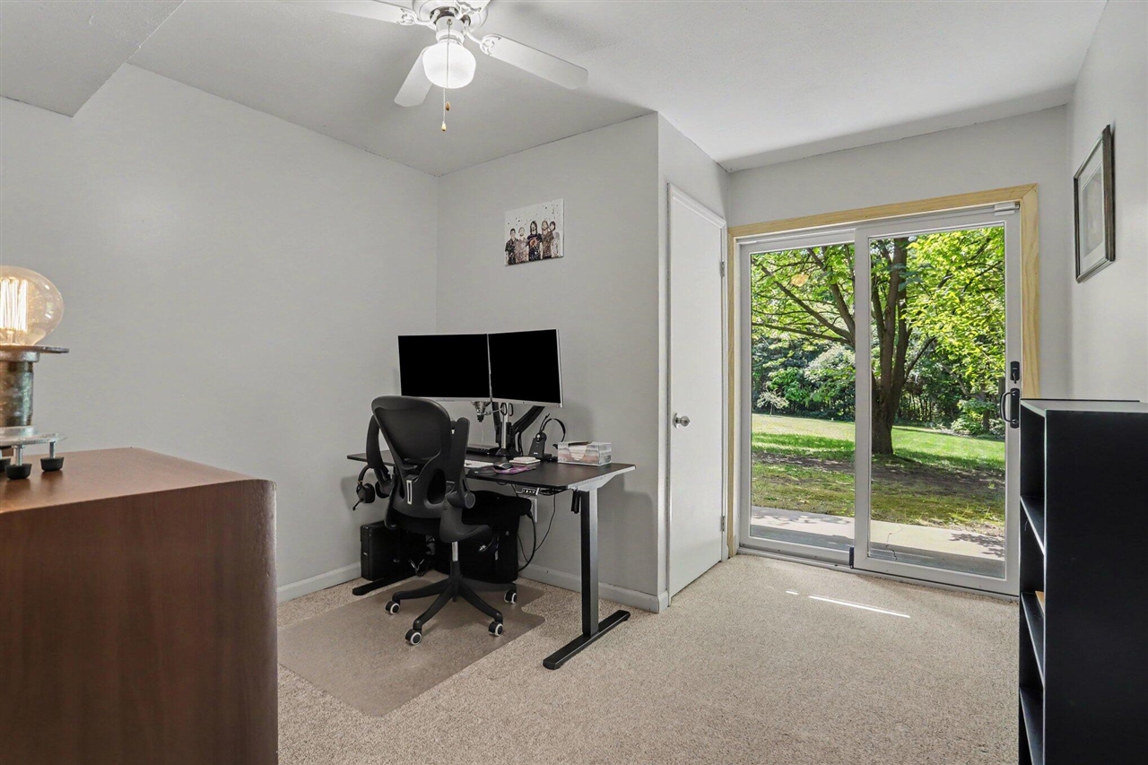 property viewer photo 12