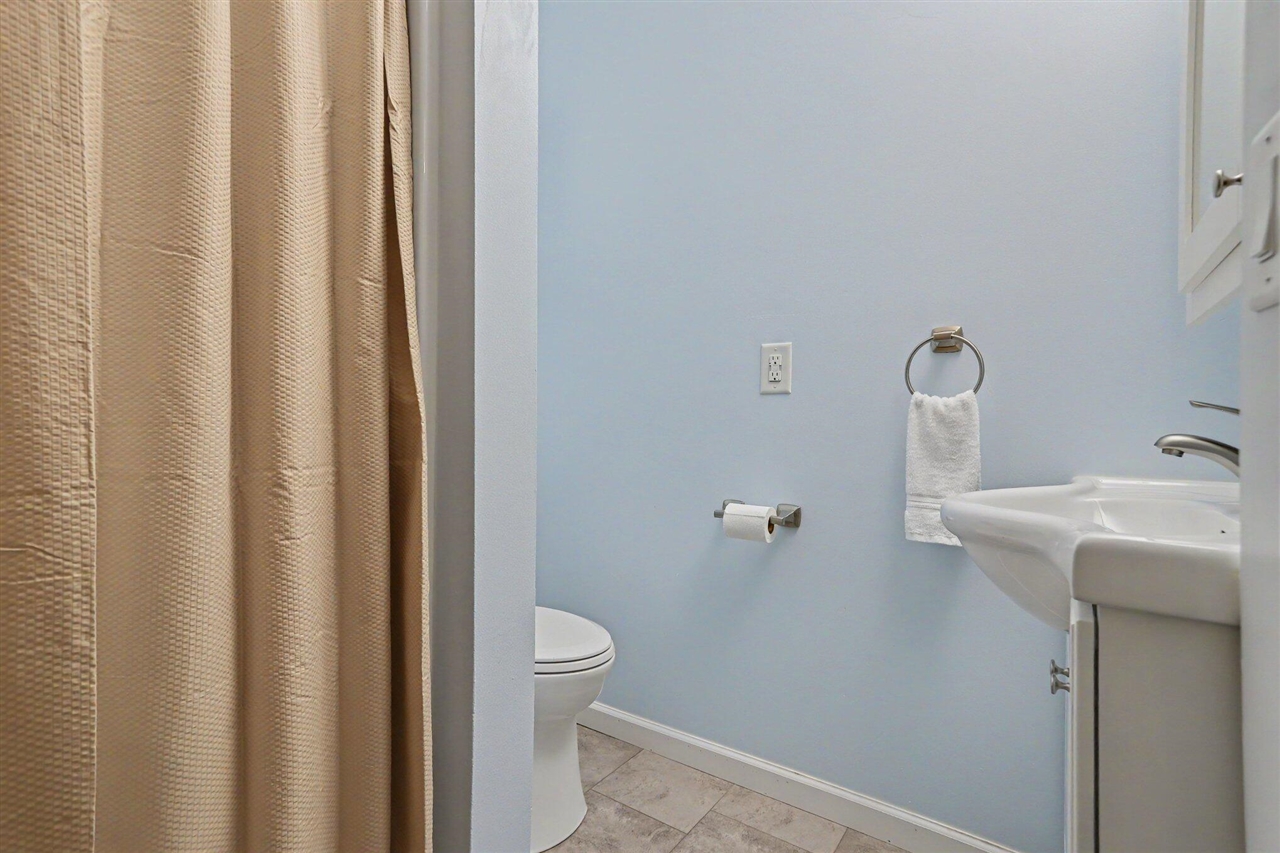 property viewer photo 13