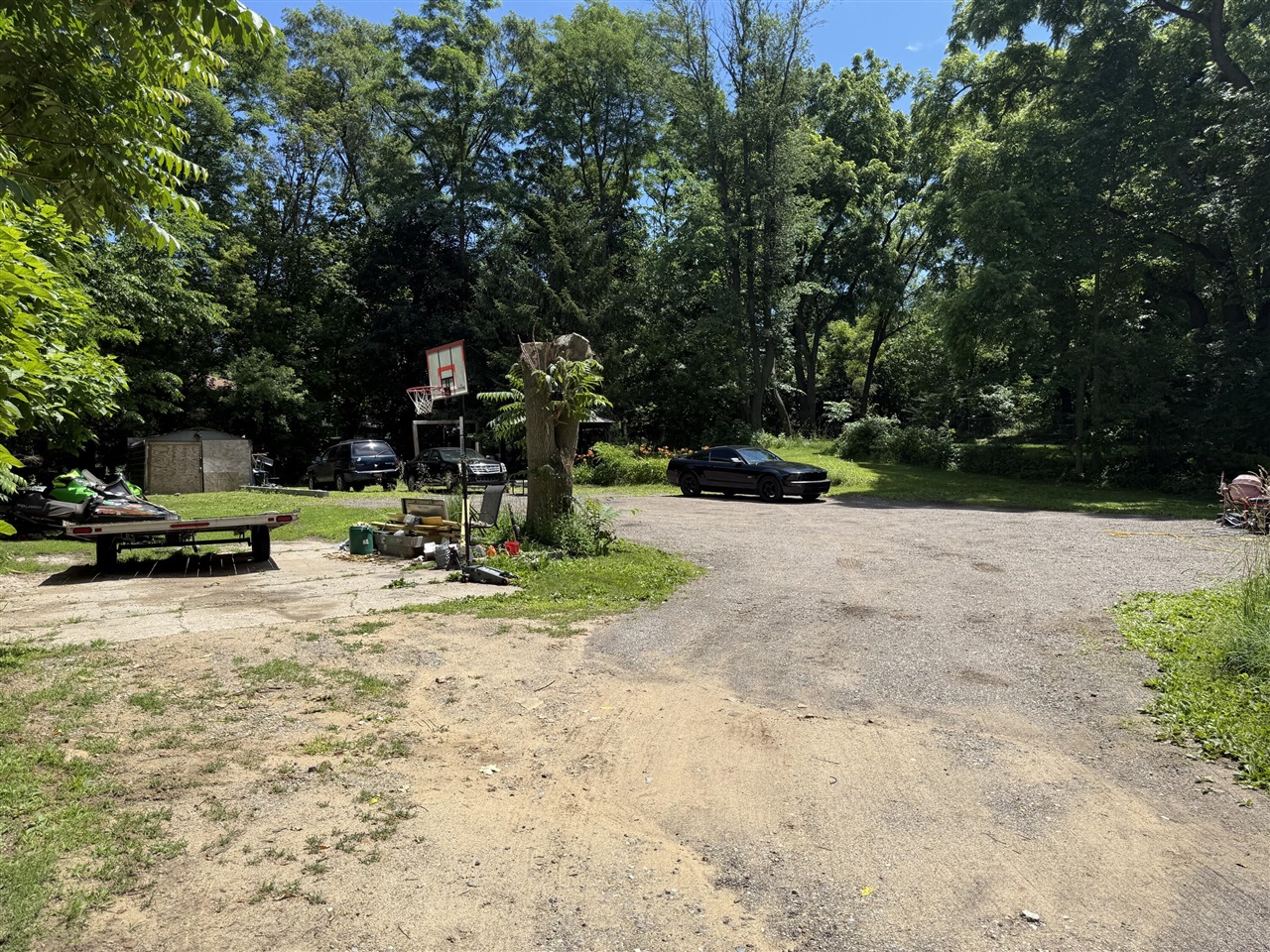 main property photo 11