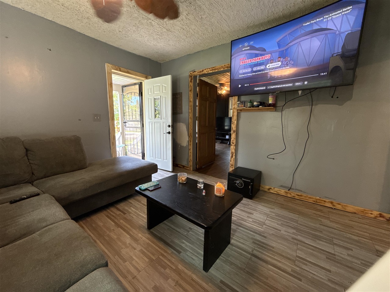 main property photo 15