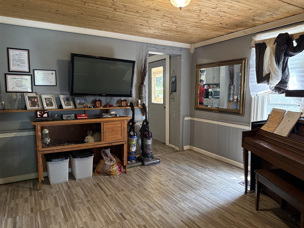 main property photo 19