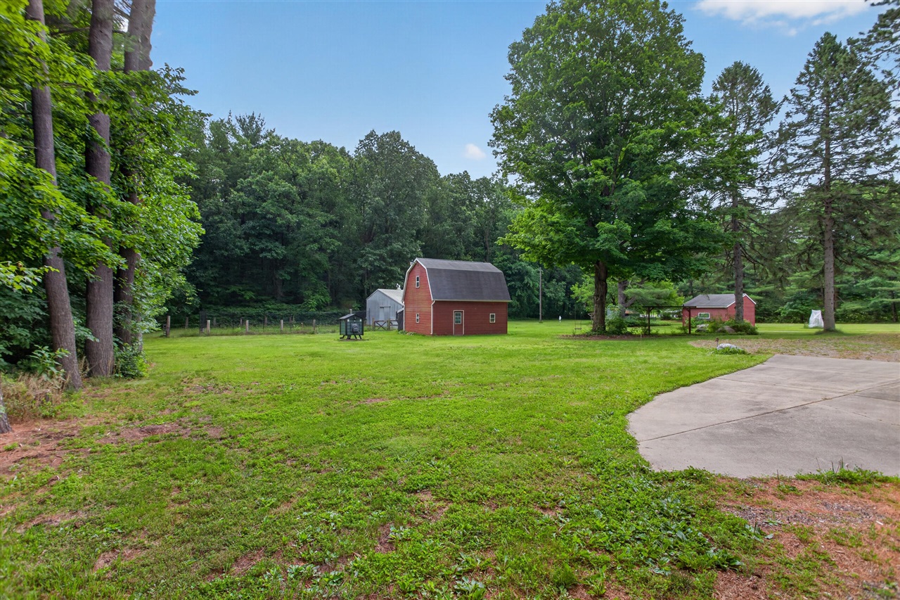 main property photo 49