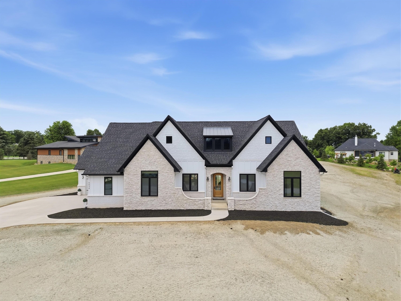 main property photo 50