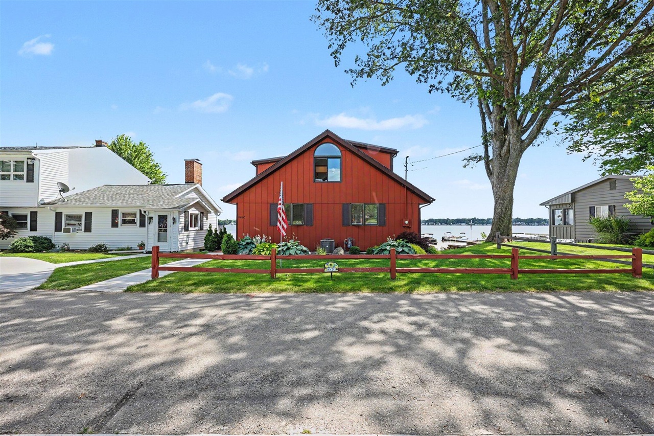 main property photo 23