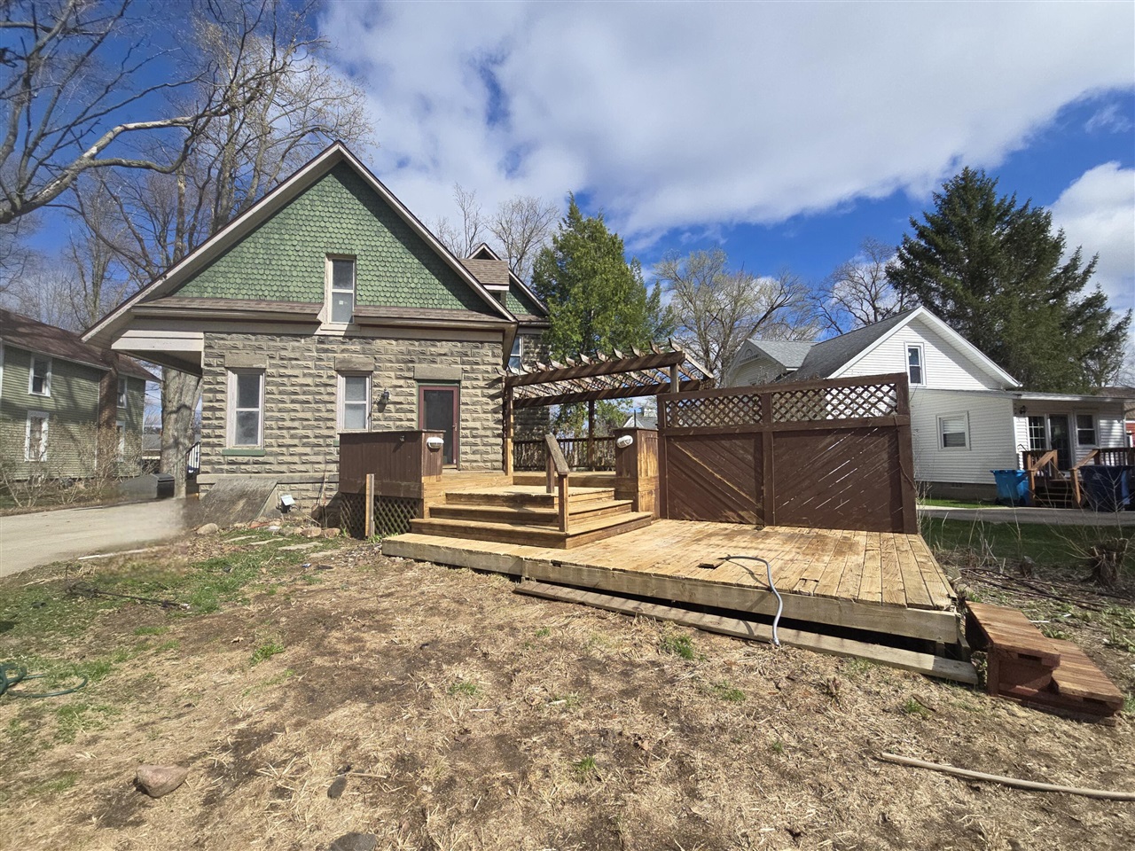main property photo 6