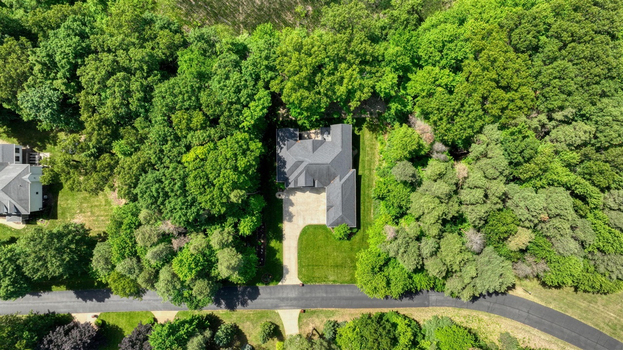 main property photo 81