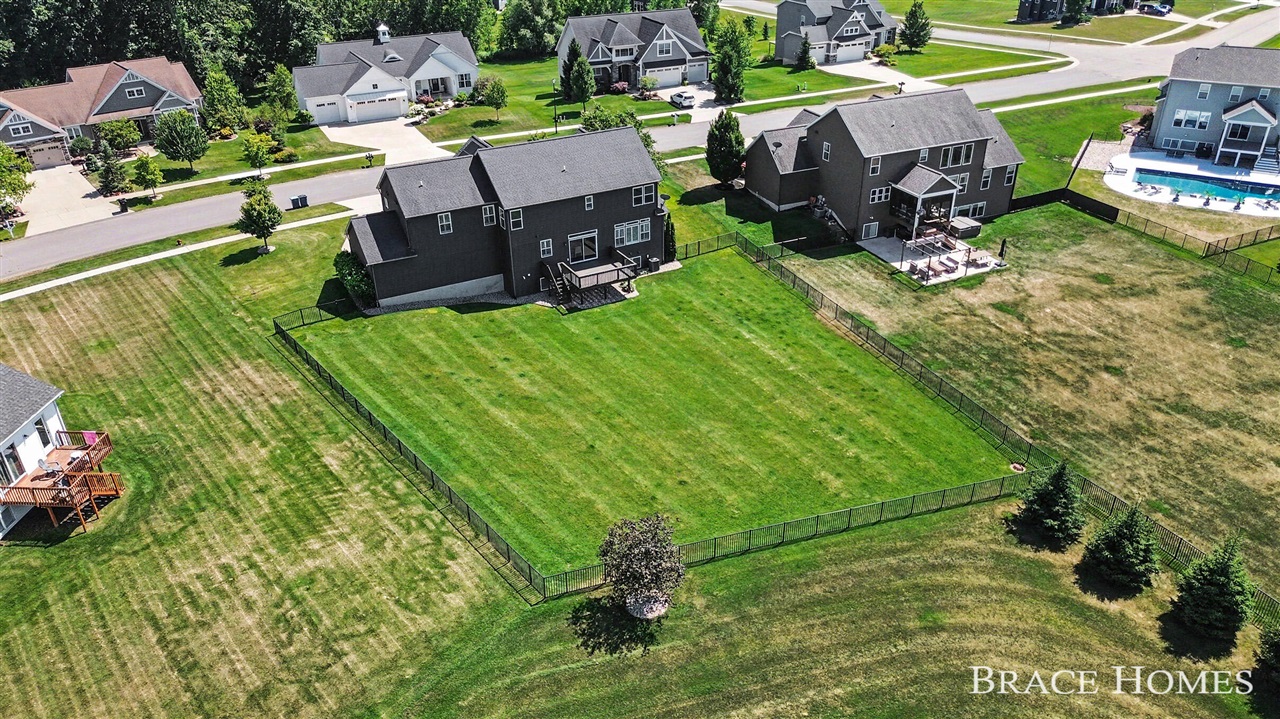 main property photo 54