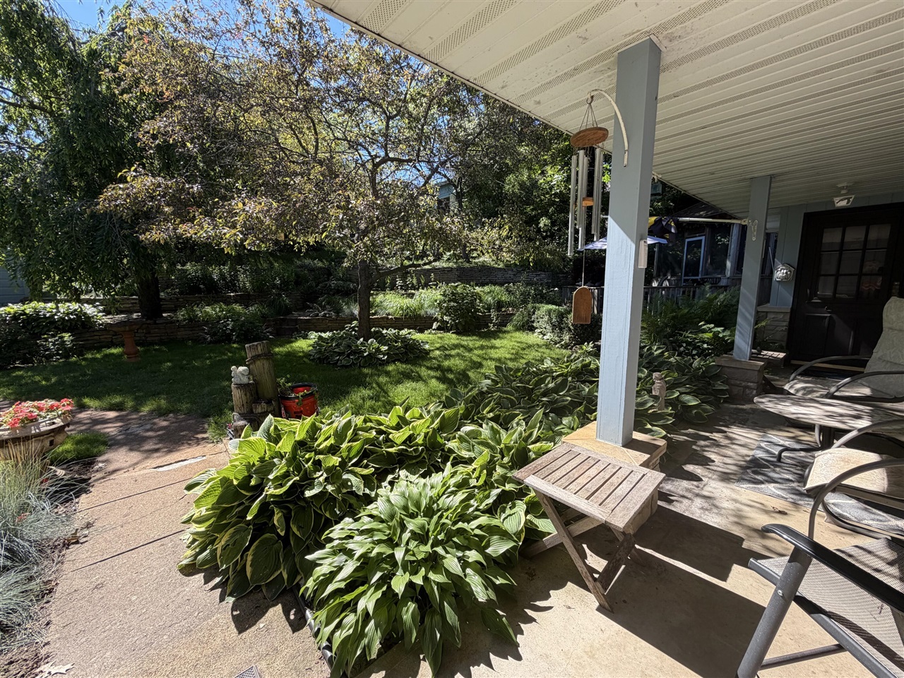 main property photo 16