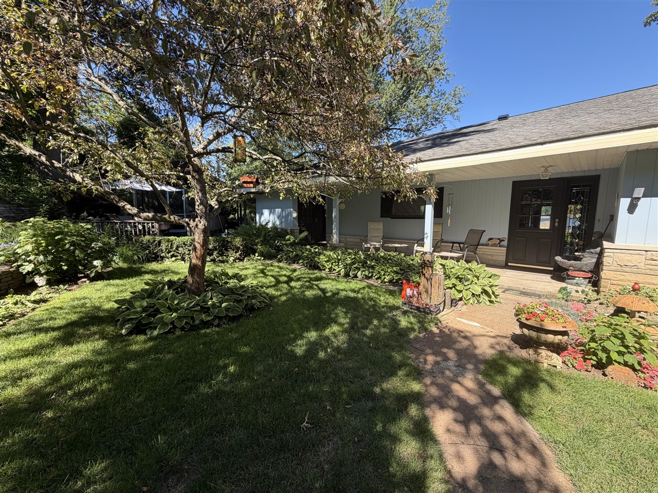 main property photo 9