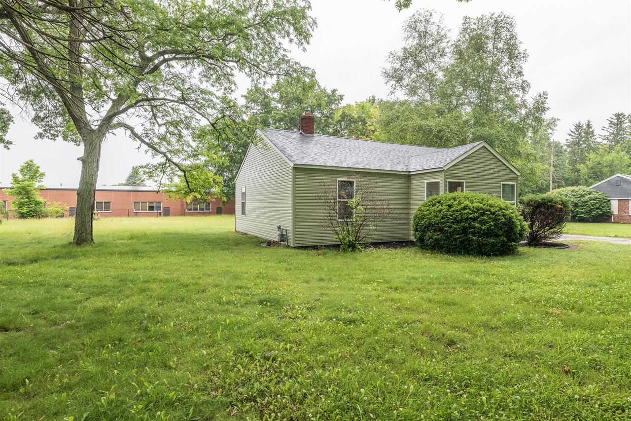 main property photo 48