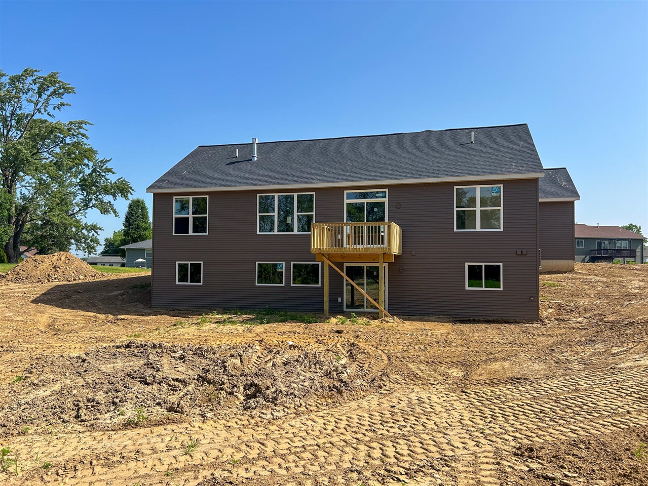 main property photo 3